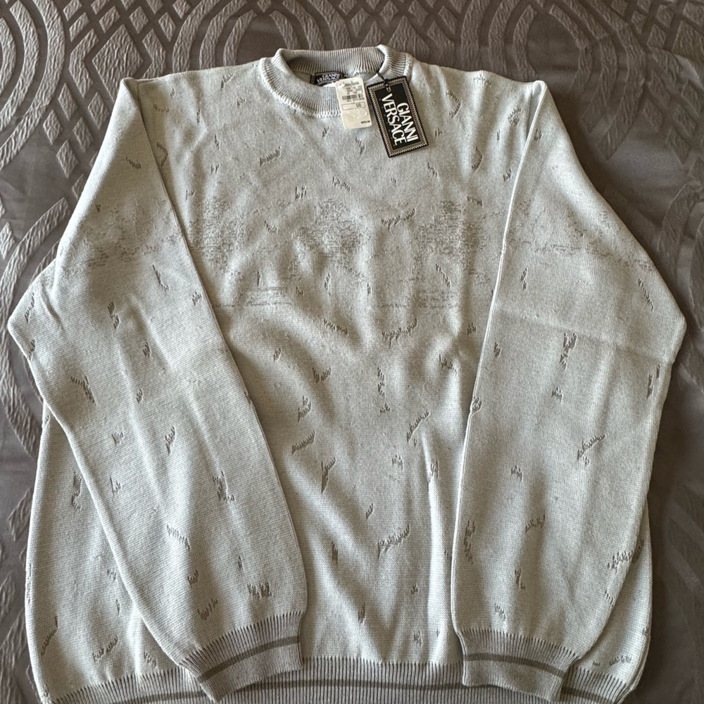 Men’s gray Versace Sweater size XL